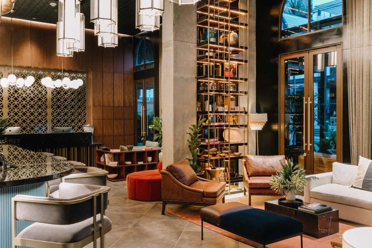 Hotel Marquee ميديلين المظهر الخارجي الصورة The Library at The Hari