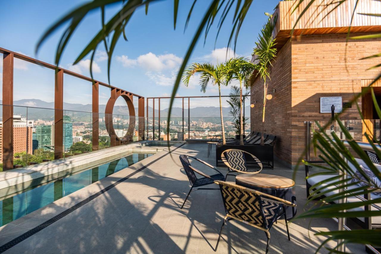 Hotel Marquee ميديلين المظهر الخارجي الصورة Skyline Rooftop